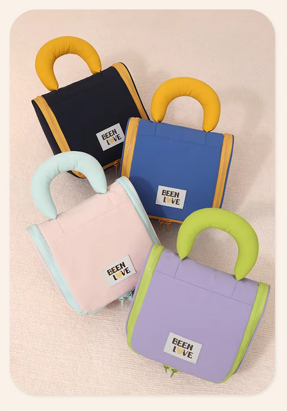 Folding Travel Cosmetic Bag - حقيبة مستحضرات التجميل القابلة للطي