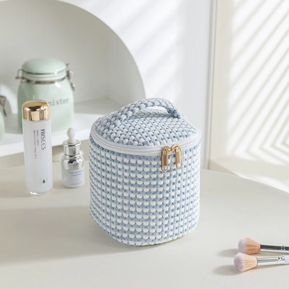 Large Capacity Four-Piece Velvet Cosmetic Bag Set - مجموعة حقيبة مستحضرات تجميل مخملية كبيرة السعة مكونة من أربع قطع